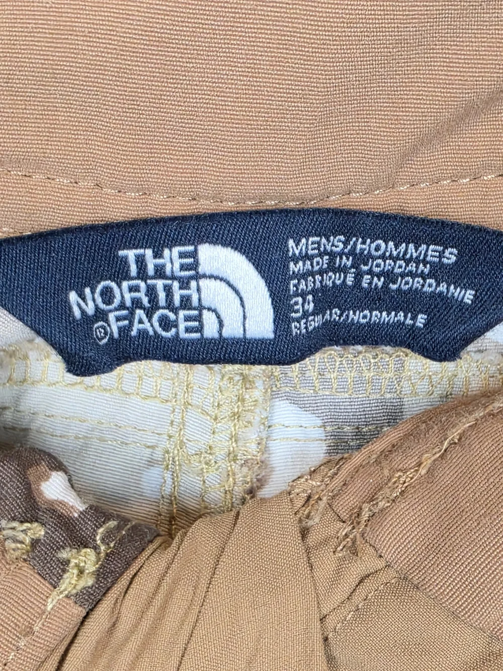 The North Face Class V Board Shorts Mens 34 Desert Camo Nylon Made in Jordan